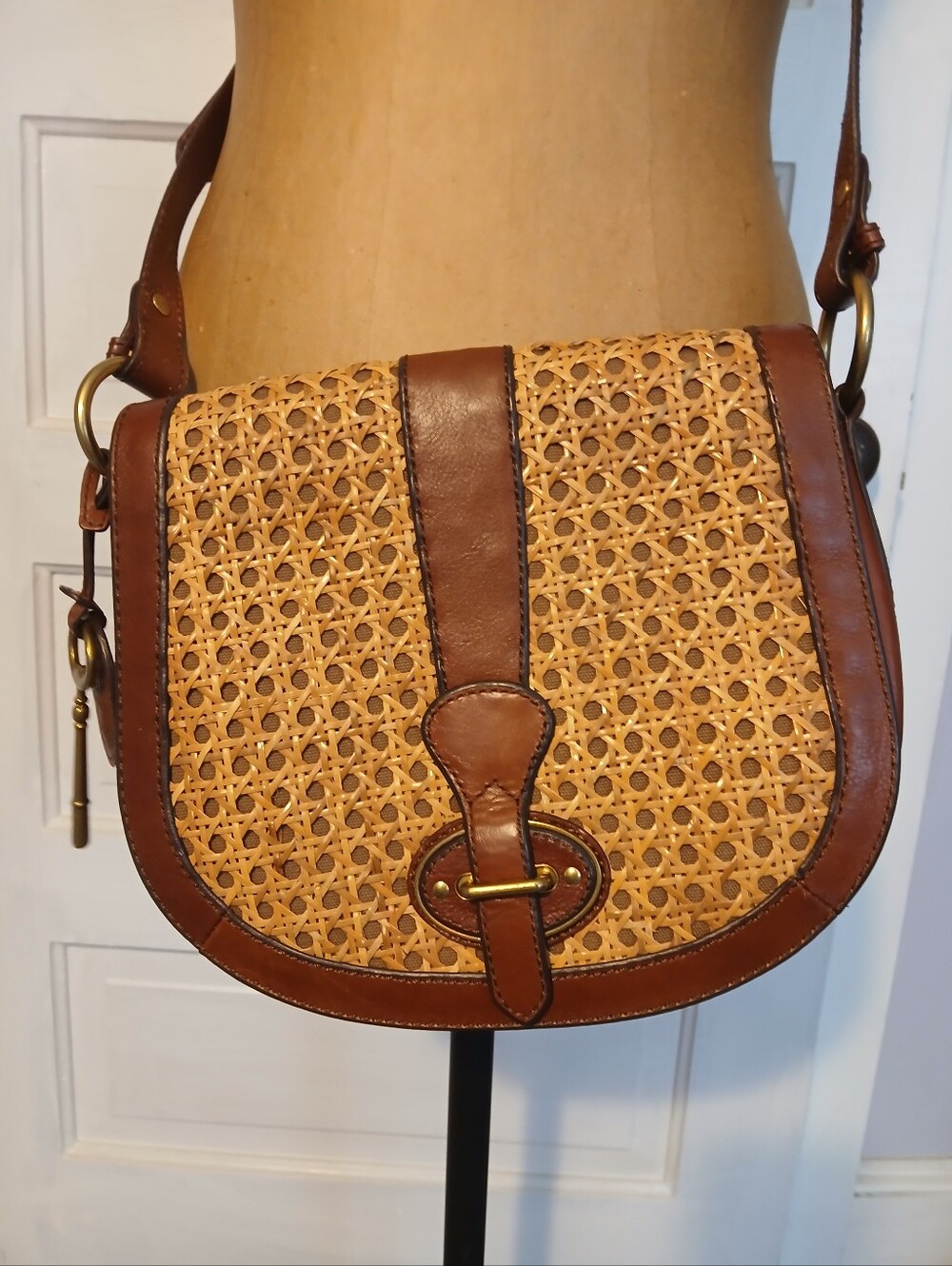 Fossil Vintage Reissue Woven Cane Crossbody Saddle Bag